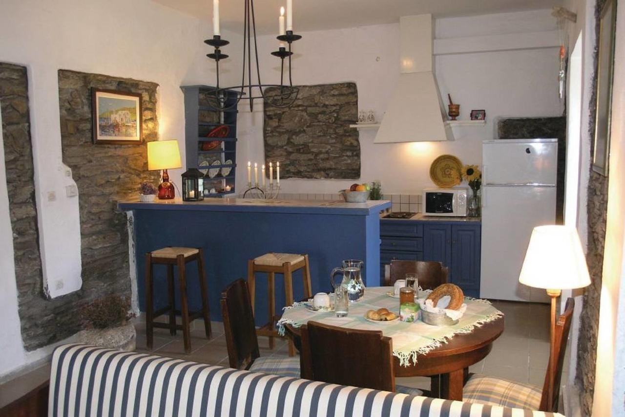 "Aura" Apt In Stone Tower 1690 • Andros Aidonia  외부 사진